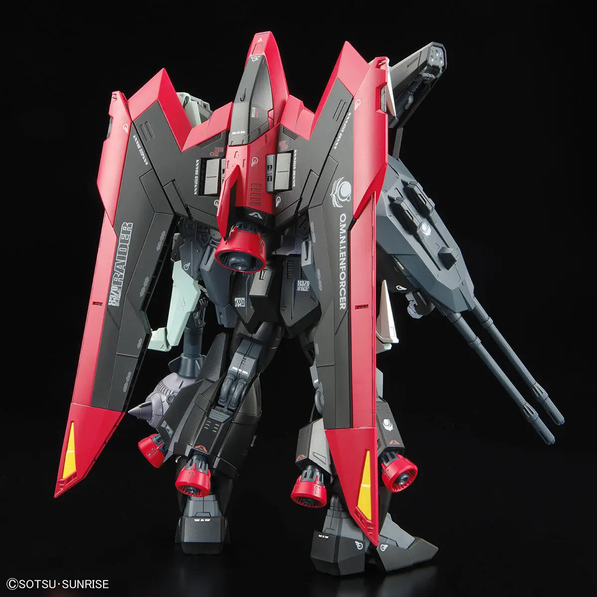 BANDAI 1/100 PLNÝ MECHANIKY GAT-X370 Raider Gundam 